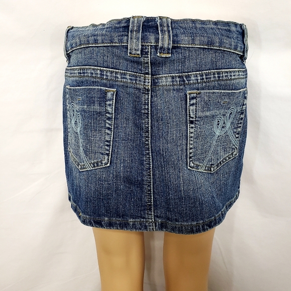 Urban Behavior Jean Skirt Size Small EUC - Picture 4 of 8